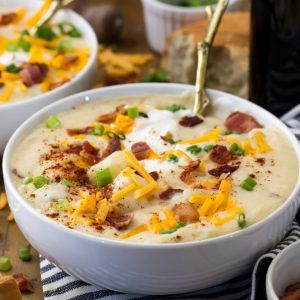 Ultimate Potato Soup Recipe, Creamy Potato Soup Recipe, Sugar Spun Run, Baked Potato Soup Recipe, Potato Bacon Soup, Frozen Potatoes, Loaded Baked Potato Soup, Creamy Potato Soup, Cheesy Potato