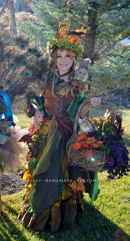 Mother Nature Costume Diy, Mother Nature Halloween, Nature Halloween Costume, Nature Costume, Mother Nature Costume, Nature Witch, Homemade Costumes, Witch Costume, Costume Diy