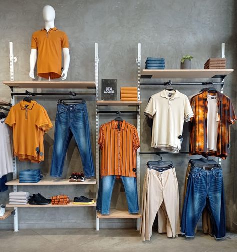 Male Clothing Store Interior, Mens Clothing Shop Interiors Display, Men Clothing Store Design Ideas, Visual Merchandising Ideas Clothing Store Displays, Men's Clothing Store Design, Clothing Boutique Decor, Clothes Shop Design, Kids Clothing Store Design, Retail Store Layout