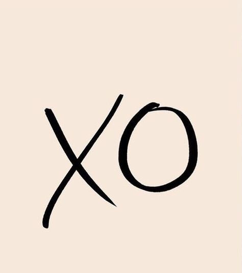 Xoxo Tattoo, Xo Tattoo, Xo Print, Partner Tattoos, Garance Dore, Carved Wood Signs, St Valentin, Best Memories, Tattoo Drawings