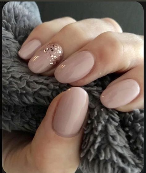 Bridesmaids Nails, Subtle Nails, Simple Gel Nails, Makeup Aesthetic, Cute Gel Nails, Bride Nails, Oval Nails, Neutral Nails, Dipped Nails