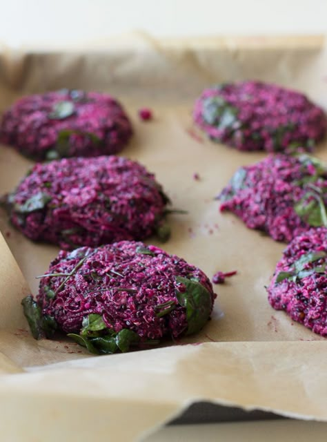 Beetroot Patties, Fusion Foods, Millets Recipes, Beet Burgers, Healthiest Vegetables, Beetroot Recipes, Gluten Free Buns, Beet Recipes, Tasty Vegetarian Recipes