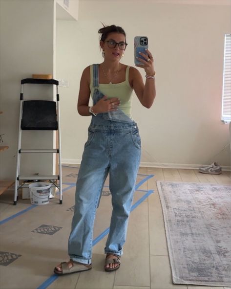 Vintage Women's Overalls curated on LTK Oversized Overalls Outfit, Long Overalls Outfit, Overalls Aesthetic, Styling Overalls, 80s Inspired Outfits, Long Overalls, Summer Overalls, Overall Outfit, Overalls Outfit