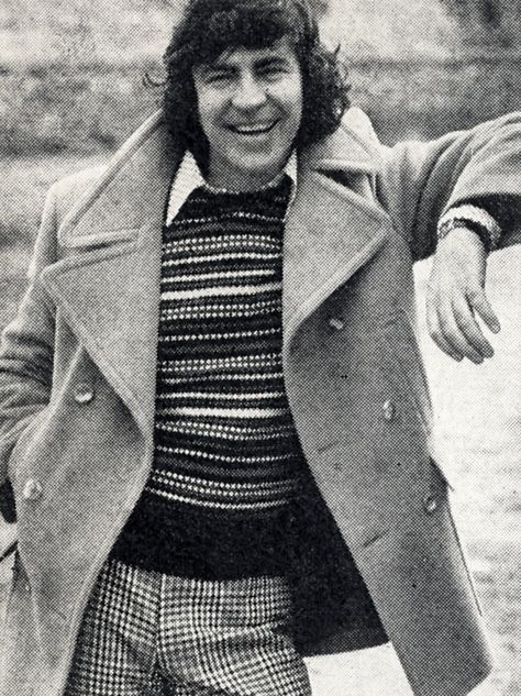 Guy Day: Alan Bates Burberry Clothes, Alan Bates, Red Setter, Royal Shakespeare Company, Oliver Reed, Dream Dog, Tony Awards, My Dream, Best Actor