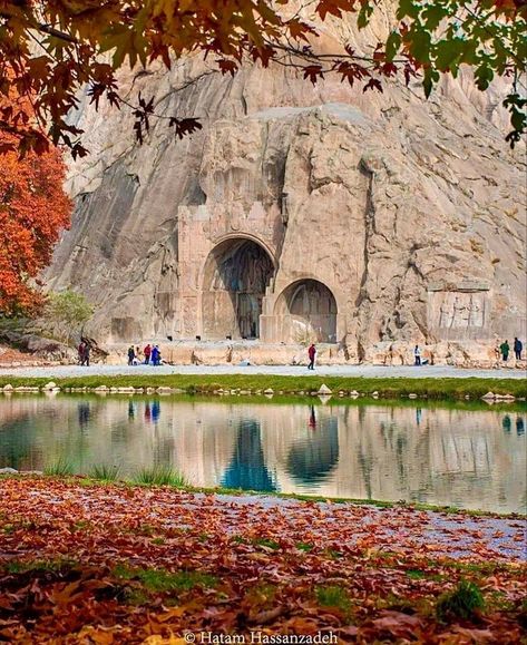 Iran Landscape Nature, Sassanid Architecture, Nature Of Iran, Desert Culture, Iran Nature, Ancient Persian Architecture, Ancient Persian Art, Grafic Art, Beautiful Iran