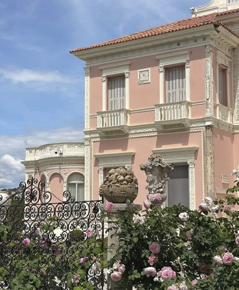 Pink Spanish House, Pink Old Money Aesthetic, Old Money House, Dream House Aesthetic, Cinnamon Girl, Miscellaneous Items, Pink House, Dream House Rooms, Cute House