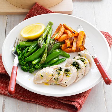 Steamed chicken with herb seasoning | Healthy Recipe | WW Australia Microwave Asparagus, Steamed Chicken Breast, Cabbage Soup Diet Recipe, Orange Sweet Potatoes, Ww Recipe, Steamed Chicken, Cabbage Soup Diet, Sweet Potato Chips, Herb Seasoning