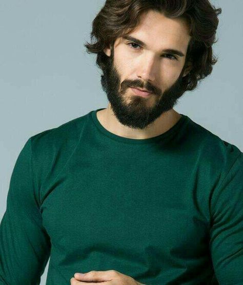 Guy Haircuts, Popular Beard Styles, High Buns, Styles Curly Hair, Long Beard Styles, Long Hair Beard, Mens Hairstyles With Beard, Hairstyles Inspiration, Beard Wax