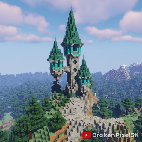 Minecraft Wizard Tower Wizard Tower Minecraft Ideas, Astronomy Tower Minecraft, Wizard Tower Roof Minecraft, Castle Towers Minecraft, Mc Wizard Tower, Minecraft Building Ideas Towers, Minecraft Wizard House Ideas, Copper Tower Minecraft, Minecraft Fantasy Builds Tower