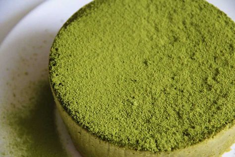 Japanese Green Tea Cheesecake | East Meets Kitchen Matcha Cheesecake Recipe, Tea Cheesecake, Green Tea Cheesecake, Matcha Vegan, Matcha Desserts, Kitchen Japanese, Matcha Cheesecake, Cake Sponge, Matcha Dessert