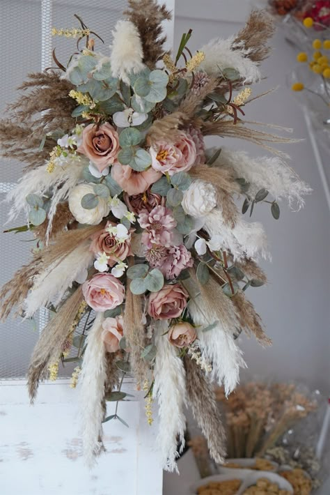 Pink Rustic Wedding Decor, Boho Theme Backdrop, Rustic Boho Wedding Decor, Boho Rustic Wedding Decor, Boho Swag, Flower Arch Arrangement, Flower Garland Backdrop, Spring Barn Wedding, Pampas Flower