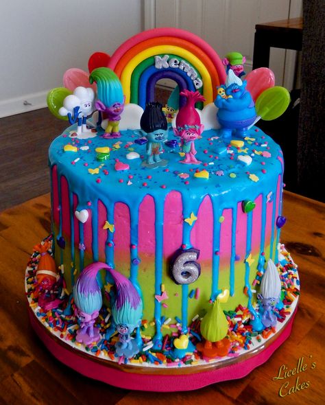 Trolls Band Together Cake, Trolls Band Together Birthday Party, Trolls Band Together Party, Trolls Cakes, Coraline Birthday, Troll Party Theme, Trolls Birthday Cake, Ellie Rose, Trolls Cake