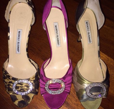 Manolo Blahnik - Sedarby Jeweled d'Orsay ❤️ Manolo Blahnik 2000s, Manolo Blahnik Carrie, Vintage Manolo Blahnik, Charles Fazzino, Cute Pumps, Fashion Staples, Manolo Blahnik Heels, Iconic Fashion, Cute Pajamas