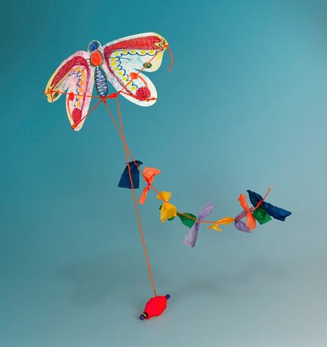 Kite Craft, Holiday Arts And Crafts, Butterfly Kite, Diy Kids Crafts, Diy Kite, Paper Butterfly Crafts, Kites Craft, Toy Parachute, Kites For Kids