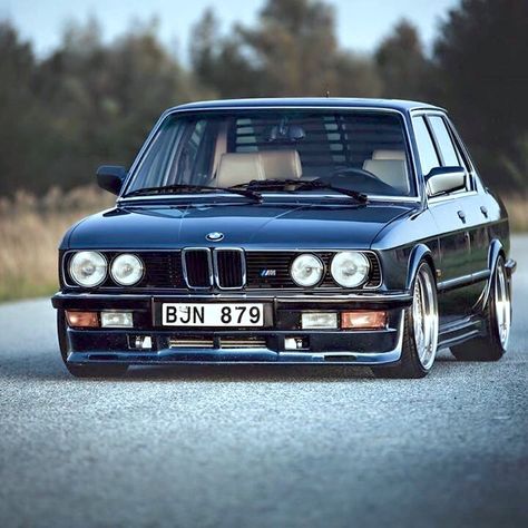 For More visit https://www.thegentlemanracer.com E28 Bmw, Bmw 535, Bmw E24, Black Bmw, Bmw Vintage, Bmw E28, Bmw E21, Bmw Classic Cars, Bmw Alpina