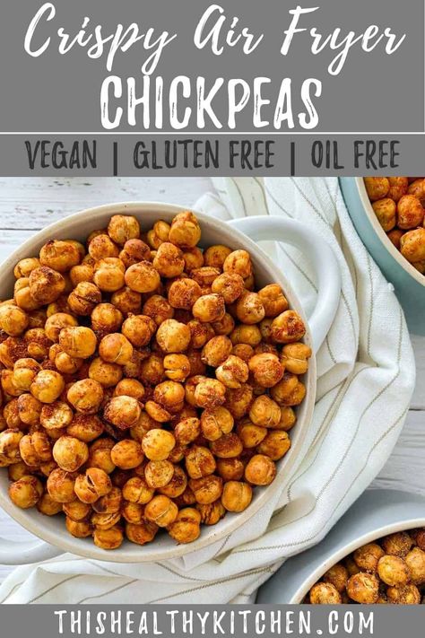 Crispy, crunchy air fryer chickpeas! They're simple to make and easier than roasted! So easy, so delicious, and a perfectly healthy and addictive snack. Using no oil, keeps this vegan snack low in fat too! #vegan #oilfree #airfryer Crispy Air Fryer Chickpeas, Airfryer Healthy, Air Fryer Chickpeas, Crunchy Chickpeas, 1200 Calorie, Crispy Chickpeas, Amazing Appetizers, Chickpea Recipes, Air Fryer Dinner Recipes