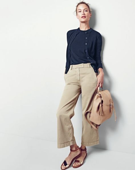 J Crew Outfits, How To Have Style, Fall Outfits 2018, Pijamas Women, Womens Chinos, J Crew Women, J Crew Style, Sweater Cotton, Pantalon Large