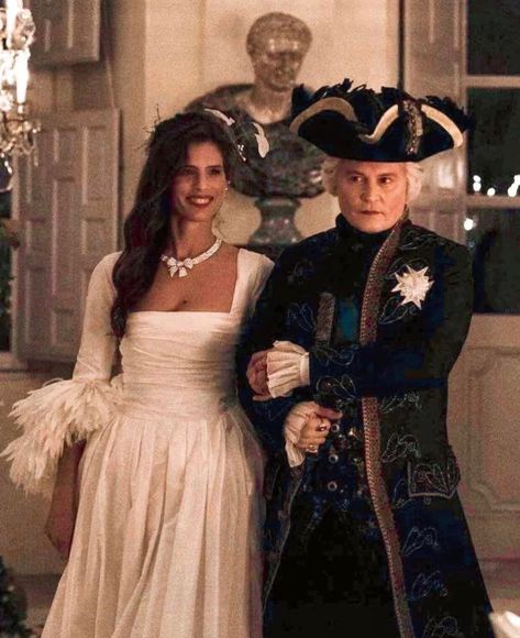 1800 Dress, Jeanne Du Barry, Johnny Depp Style, Johnny Depp Movies, Johnny Depp Pictures, Rococo Fashion, Period Costumes, Top Movies, Marie Antoinette