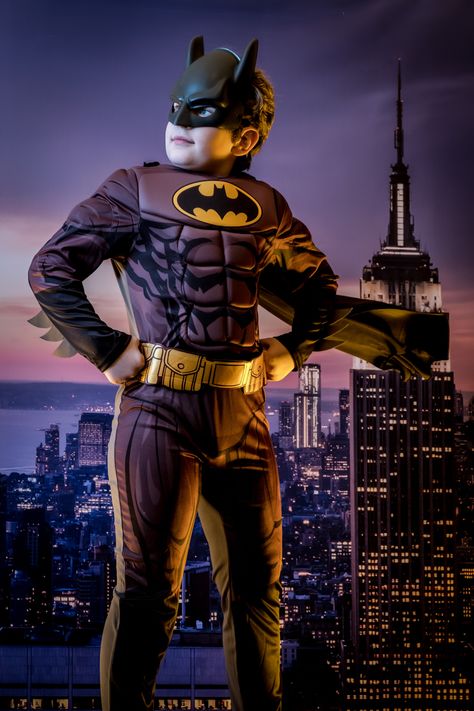 Batman dress up photography children's experience for family fun Batman Photoshoot, Batman Photography, Superhero Photoshoot, Batman Dress, Photography Vision Board, Batman Kids, Superhero Kids, Superhero Batman, Batman Birthday