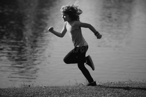 Child boy running or jogging near lake on grass in park. Sporty boy runner running in summer park. Active kids, sport stock images Child Running Reference, Kids Running Illustration, Running Poses, Running Illustration, Running Hills, Children Running, Sketch Reference, Drawing Kids, Inktober 2024