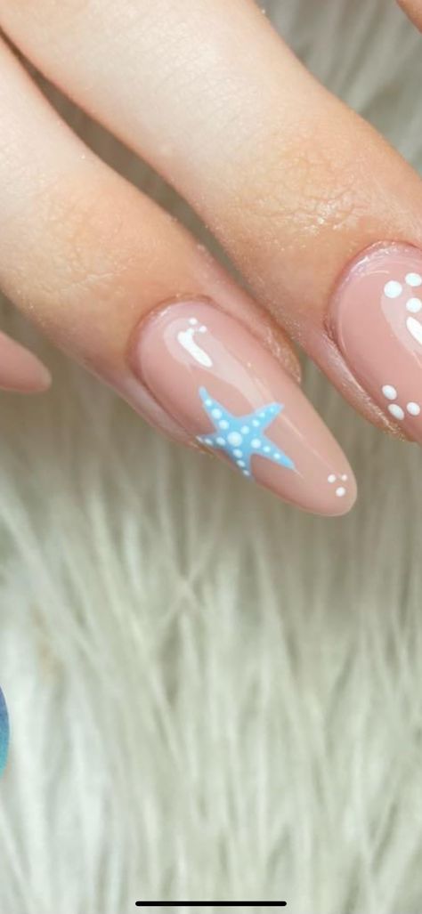 Underwater Nail Designs, Easy Beach Nail Designs, Under The Sea Nails, Sea Nail Art, Beach Nail Designs, Sea Nails, Beach Nail, Denim Shorts Outfit, Beach Nails