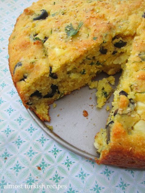 Corn Flour Bread, Cornmeal Bread, Cornmeal Recipes, Recipes Savory, Flour Bread, Corn Meal, Corn Cakes, Corn Flour, Eastern Cuisine