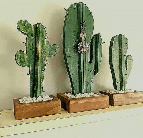 Cactus Key Holder, Wooden Cactus Diy, Cactus Wood Art, 1x6 Wood Projects, Artesanias En Madera Ideas, Outdoor Gifts For Kids, Wood Cactus, Wooden Cactus, Cactus Wood