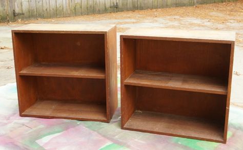 Garage Sale Bookshelves turned Mid-Century | Maggie Overby Studios Mid Century Desk Makeover, Mid Century Bookshelf, Brown Bookcase, Bookshelf Makeover, Bookcase Makeover, Diy Furniture Makeover Ideas, Bold Living Room, Ikea Bookcase, Room Bookshelf