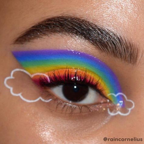 Simple Rainbow Makeup, Makeup Ideas Rainbow, Cute Rainbow Makeup Looks, Pansexual Makeup Looks, Subtle Rainbow Makeup, Fade Into Hue Palette, Pansexual Eye Makeup, Fade Into Hue, Bisexual Aesthetic