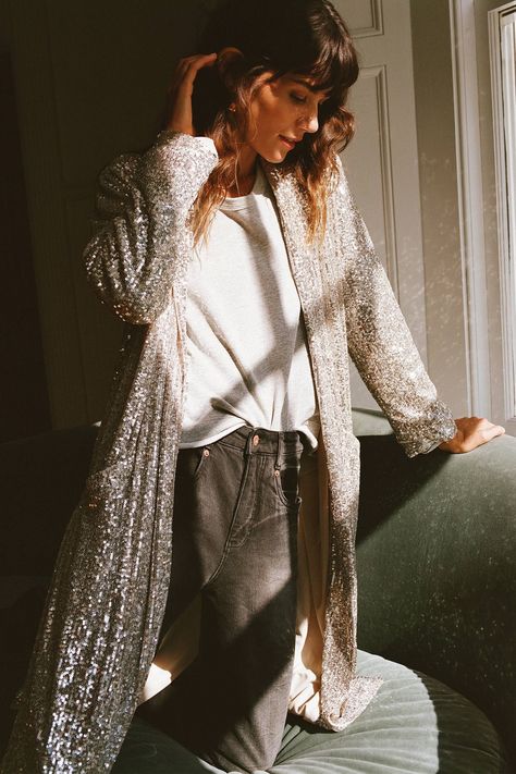 Sequined Duster, Duster Outfit, Sequin Duster, Sequin Pencil Skirt, Duster Jacket, 50 Fashion, Unique Outfits, Apparel Design, Kimonos