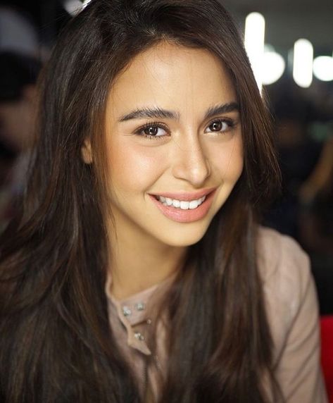 Nose Inspiration, Filipino Celebrities, Yassi Pressman, Open Your Legs, Heart Evangelista, Its Possible, Sofia Carson, Two Fingers, Hold My Hand