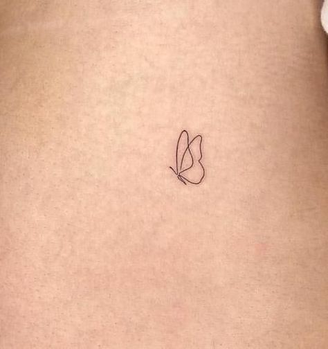 Simple Sister Tattoos, Tattoo Papillon, Tattoo Sonne, Small Butterfly Tattoo, Small Pretty Tattoos, 4 Tattoo, Petite Tattoos, Small Tattoos Simple, Small Hand Tattoos