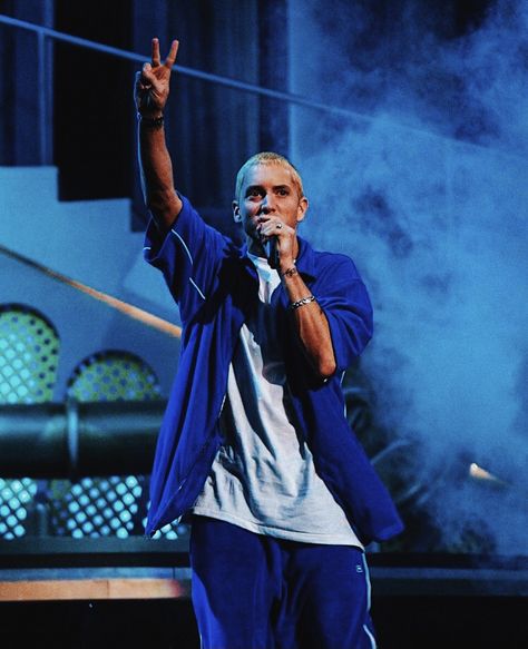 Eminem Blue, Eminem Encore, Marshall Eminem, Eminem Funny, Zepeto Looks Ideas, Russell Simmons, Eminem Photos, Master P, Eminem Rap