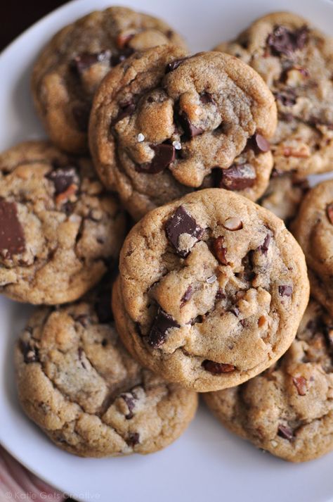 Chocolate Chunk Cookies - Katie Gets Creative Milk Chocolate Chunk Cookies, Chocolate Chunk Toffee Cookies, Thick Chocolate Chunk Cookies, Choco Chunk Cookies, Chocolate Chip Cookies With Icing, Soft Chocolate Chunk Cookies, Best Jumbo Cookie Recipes, Dark Chocolate Chunk Cookies, Chocolate Chip Cookies No Brown Sugar