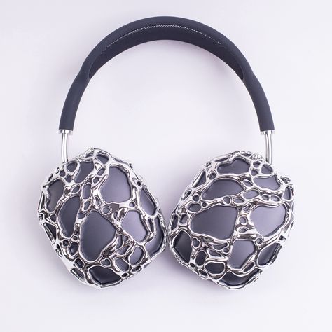 Ride the digital waves of cyberpunk chic with our revolutionary 3D printed headphone cases. Drawing inspiration from the rhythmic motion of waves, our design blends futuristic flair with a splash of rebellion, keeping your AirPods Max both safe and stylish. A pair of AirPods Max covers only, headphones not included Material: resin Standard Size: L 105mm/ W 87mm/ H 25mm Weight/item: 24g Cyberpunk Gift, Airpod Max Cover, Y2k Cyberpunk, Max Aesthetic, Apple Headphones, Digital Wave, Airpod Max, Apple Headphone, Tech Aesthetic