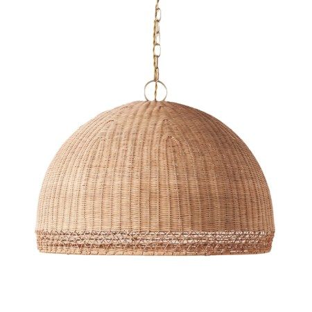 Jumbo Wicker Pendant Lamps Provide the Overhead Lighting Designers Actually Like Soiree Outfit, Pure Salt, At The Sea, Coastal Vibes, Overhead Lighting, Top Interior Designers, Kitchen Islands, Pendant Chandelier, Vintage Lighting