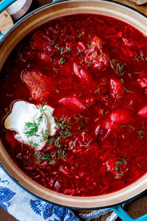 Traditional Borscht Recipe, Soup Recipes Healthy, Borscht Recipe, Borscht Soup, Beet Soup, Vegetarian Soup Recipes, Pickled Beets, Ukrainian Recipes, Best Soup Recipes