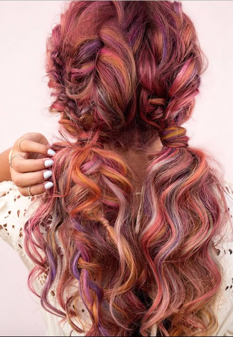 Peanut Butter And Jelly Hair, Color Hair Trends, Two Tone Hair Color, Balayage Ideas, Two Tone Hair, Fall Trend, Peanut Butter And Jelly, Colorful Hair, Festival Hair