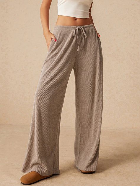 Poéselle Fall Women's Clothing, Wide Leg Sweatpants, Khaki, Low Rise Pants, Comfortable Pants, Casual Pants, Baggy Pants, Women's Pants, Brown Pants, Women's Bottoms, Streetwear, Winter ClothesI discovered amazing products on SHEIN.com, come check them out! Drawstring Waist Pants, Low Rise Pants, Womens Wide Leg Pants, Wide Leg Sweatpants, Plus Size Pants, Baggy Pant, Pantalon Large, Fall Outfits Women, Straight Leg Pants