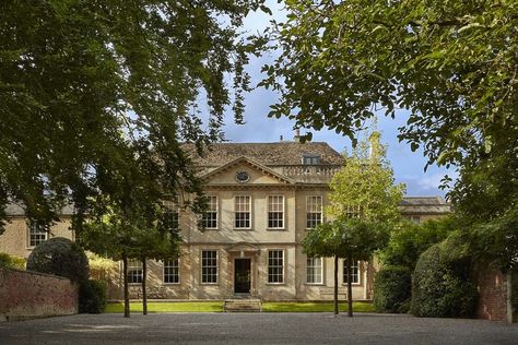 Shaw House, Georgian Mansion, English House, Tree Line, Art Culture, Harper's Bazaar, Harpers Bazaar, Culture Travel, London City