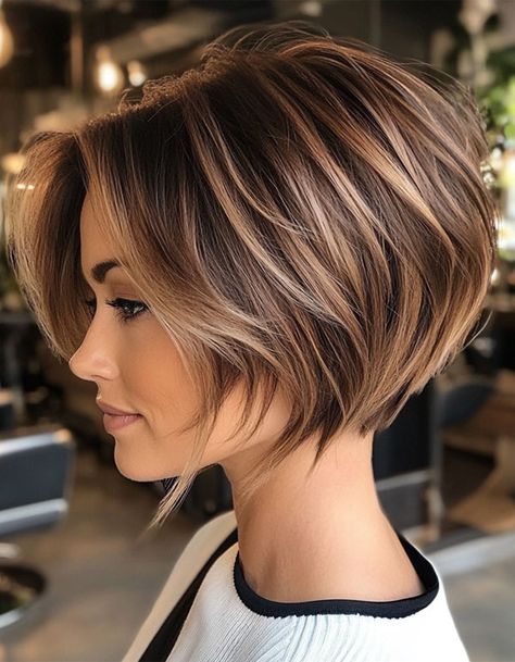 Effortlessly Chic Bixie Cut Pixie Bob Color Ideas, Cami Cut Hair, "bixie" Cut, Shadow Root Bob, Reverse Bob Haircut Short, Short Bob Balayage Brunettes, Cuts For Thinning Hair Women, Pixie To Bob Transition, Balayage Pixie Hair