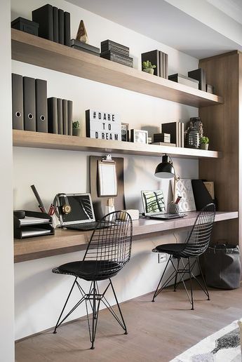 floating shelves in a niche and a floating desk top with the same look Study Nook, Small Home Office, Study Rooms, Office Workspace, Design Del Prodotto, Home Office Space, Office Room, Style At Home, Office Inspiration