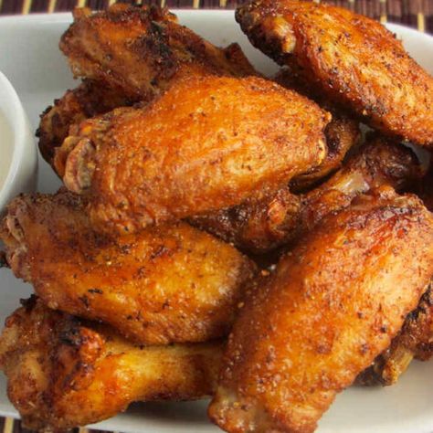 Broiled Wings In Oven, Chicken Wing Seafood Boil, Chicken Wing Boil Cajun, Wing Boil Recipe, Boiled Chicken Wings Recipes, Chicken Wing Boil Recipe, Chicken Wing Boil, Wing Boil, Old Bay Chicken Wings