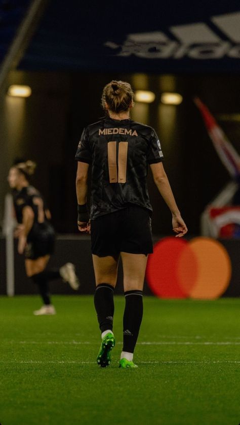 Arsenal Womens Wallpapers, Woso Football Wallpaper, Vivianne Miedema Wallpaper, Arsenal Women Wallpaper, Vivienne Miedema, Arsenal Kit, Arsenal Wfc, Arsenal Wallpapers, Arsenal Women