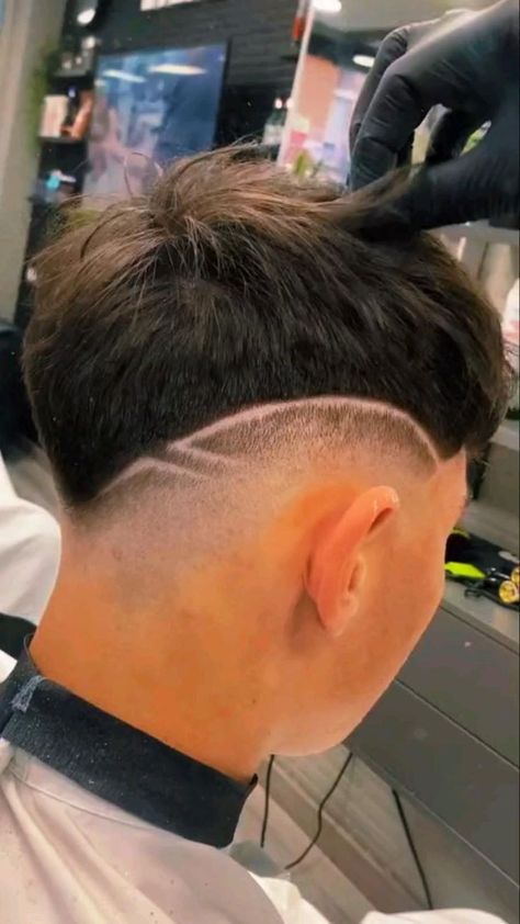 Low Fade Haircut Men's, Boys Haircuts With Designs, Haircut Designs For Men, Fade Haircut Designs, Taper Fade Curly Hair, Beard And Mustache Styles, Cool Boys Haircuts, Men Blonde Hair, Low Fade Haircut