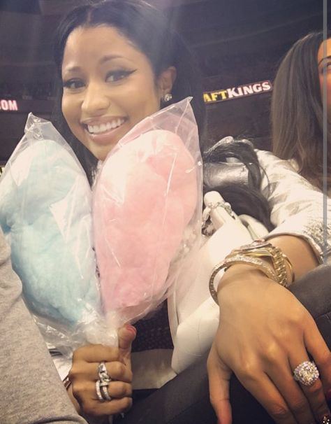 Nicki Minaj, Candy