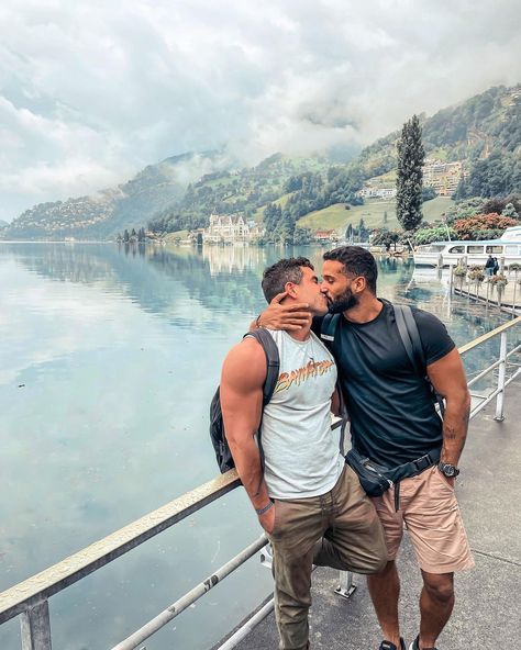 Ignacio Pérez Rey on Instagram: “swiss romance” Gay Aesthetic, Men Kissing, Lgbt Love, Gay Romance, Two Men, Gay Love, Man In Love, Muscle Men, Gay Pride