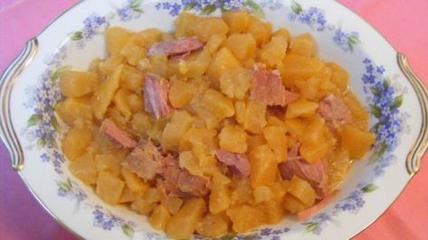 How To Cook Rutabaga, Rutabaga Recipes, Turnip Recipes, Southern Cooking Recipes, Ideal Protein Recipes, Cooking Restaurant, Southern Recipes Soul Food, Southern Dishes, Root Vegetable