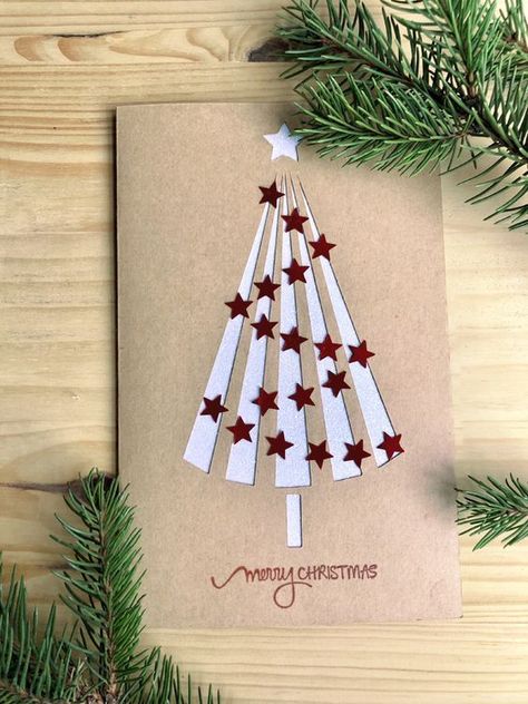 Adorable Christmas Card Ideas You Should Send Out To Your Friends And Family - Society19 Gingerbread Ideas, Christmas Card Ideas, Christmas Card Art, Christmas Paper Crafts, Homemade Christmas Cards, Christmas Card Crafts, Christmas Tree Cards, Printable Christmas Cards, Tree Cards