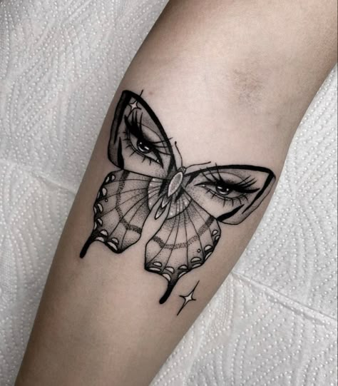 Female Color Tattoos, Pretty Eyes Tattoo, Butterfly With Eyes On Wings Tattoo, Tattoo Letting Go, Moth Face Tattoo, Butterfly With Eyes On Wings, Moth With Eyes Tattoo, Eye Butterfly Tattoo, Butterfly With Eyes Tattoo